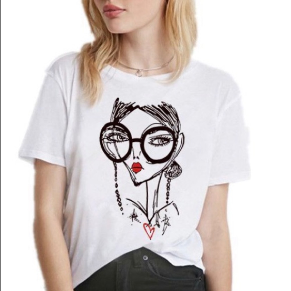 NEW “Luv my Glassess” white tshirt